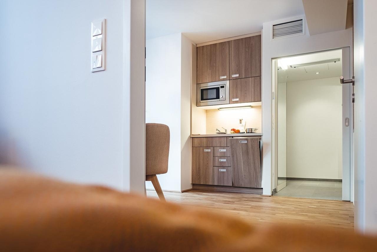 Oliver | Contactless Check-in 3* Wien